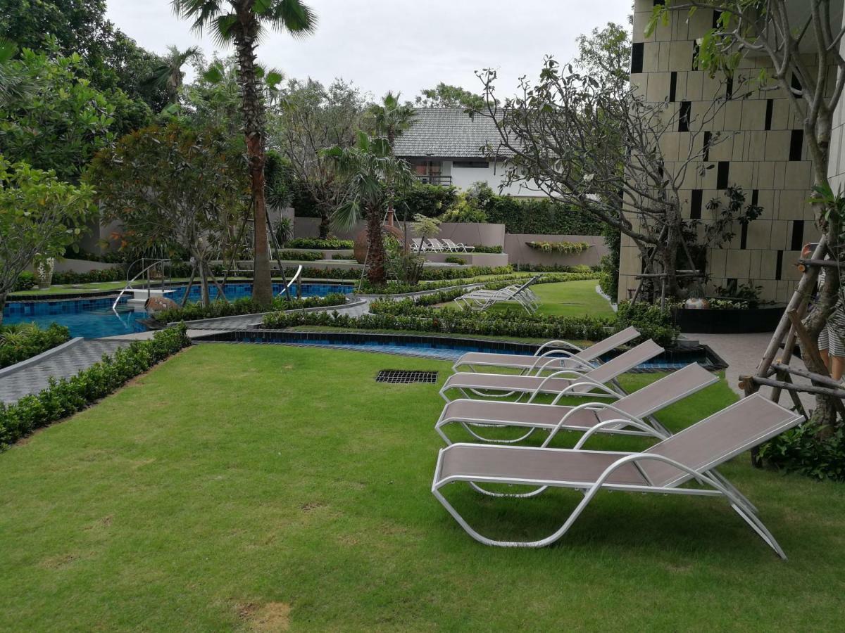 The Riviera Wongamat Hong Apartment Pattaya ภายนอก รูปภาพ